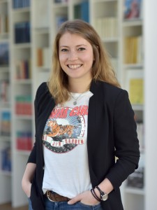 Sabina Kist hat als Volontärin für Mein Buffet, Mein schöner Garten und Focus gearbeitet und betreibt gemeinsam mit Kollegen den Finanz-Blog "Kleingeldhelden".